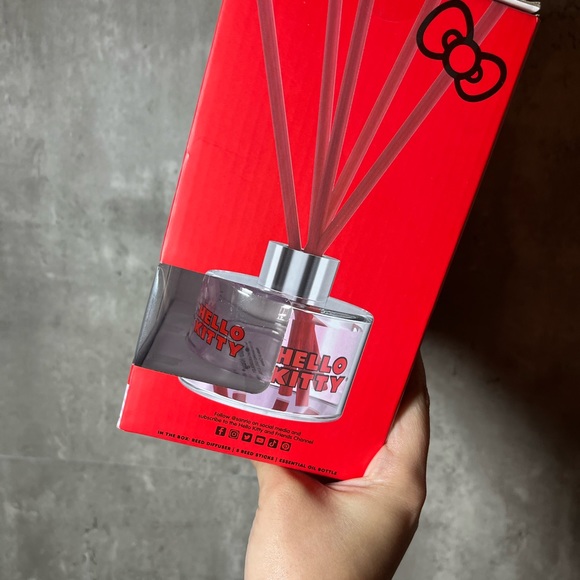Hello kitty diffuser - Picture 4 of 4
